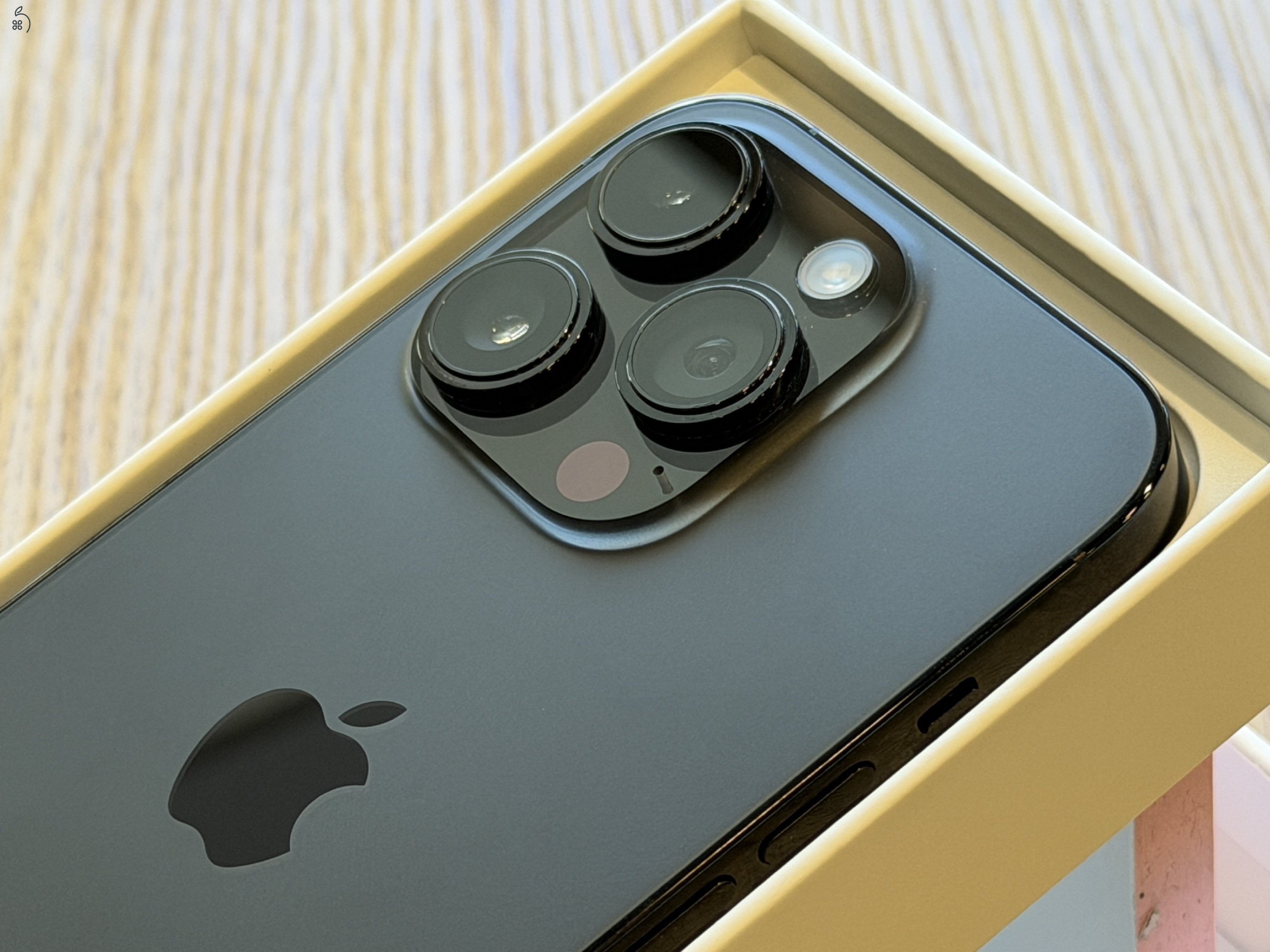 iPhone 14 Pro 256GB (87% akku, esim model)