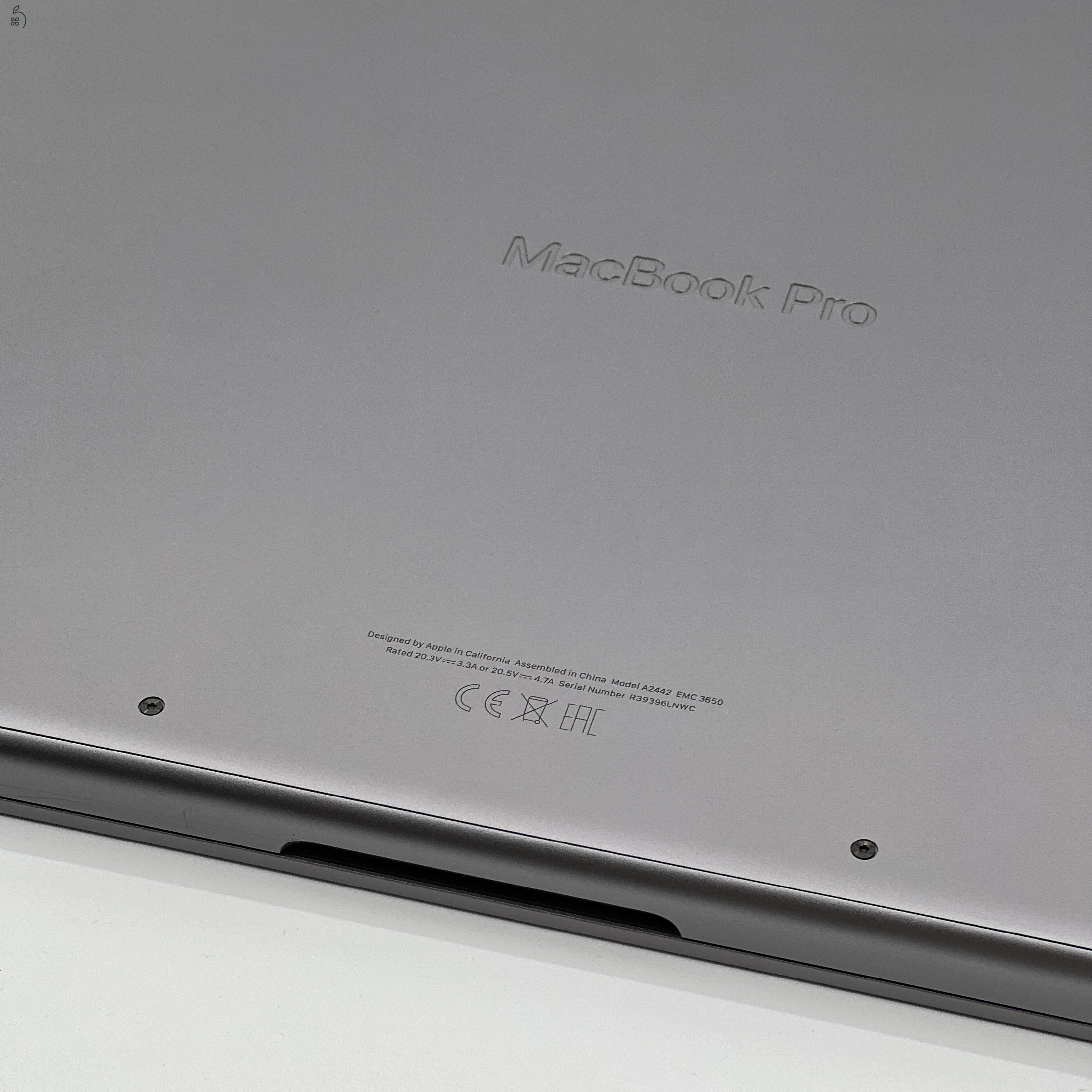 MacBook Pro 14″ 2021, M1 Pro 8 core, 16 GB RAM, 14 core GPU, 512 GB SSD, 27% Áfa (0493AB)