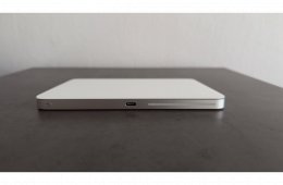 Apple Magic Trackpad | Fehér | USB-C