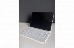 Apple Magic Keyboard 11”