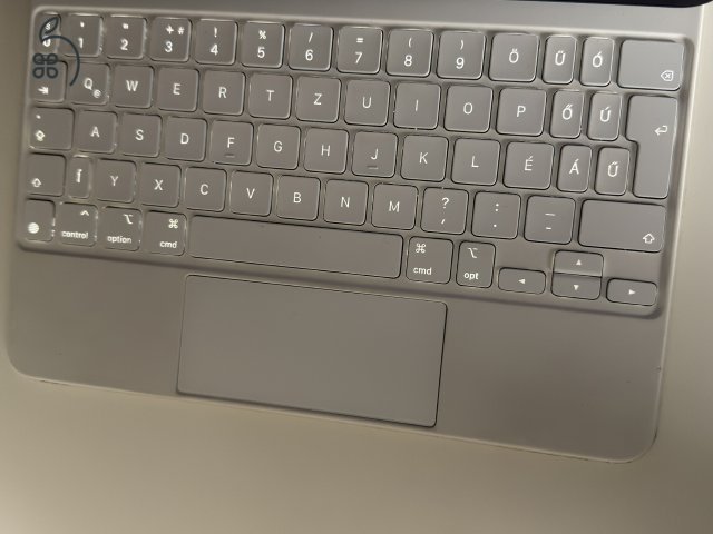 Apple Magic Keyboard 11”