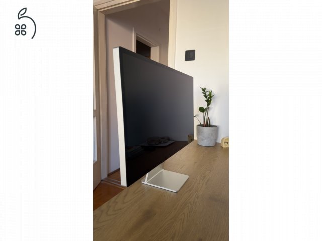 Apple Studio Display | Standard Glass | Állítható dőlésszög | 27