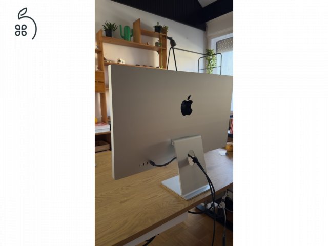 Apple Studio Display | Standard Glass | Állítható dőlésszög | 27