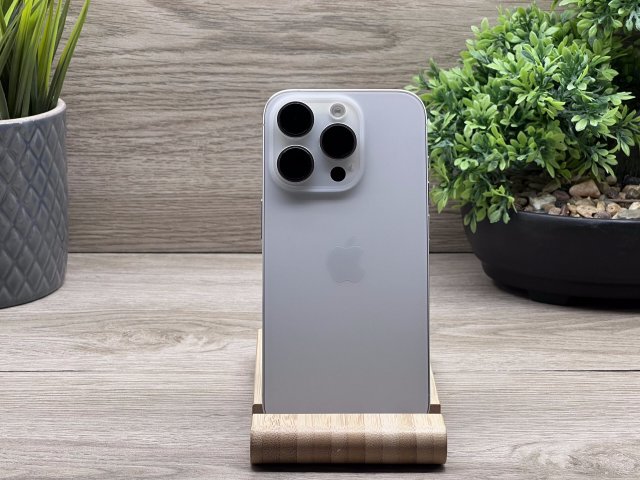 Hibátlan iPhone 15 Pro White Titanium E-SIM 256GB 2 ÉV Garanciával 100%