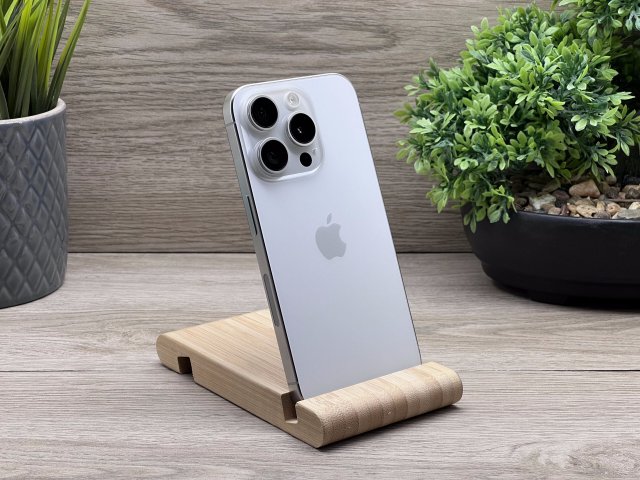 Hibátlan iPhone 15 Pro White Titanium E-SIM 256GB 2 ÉV Garanciával 100%