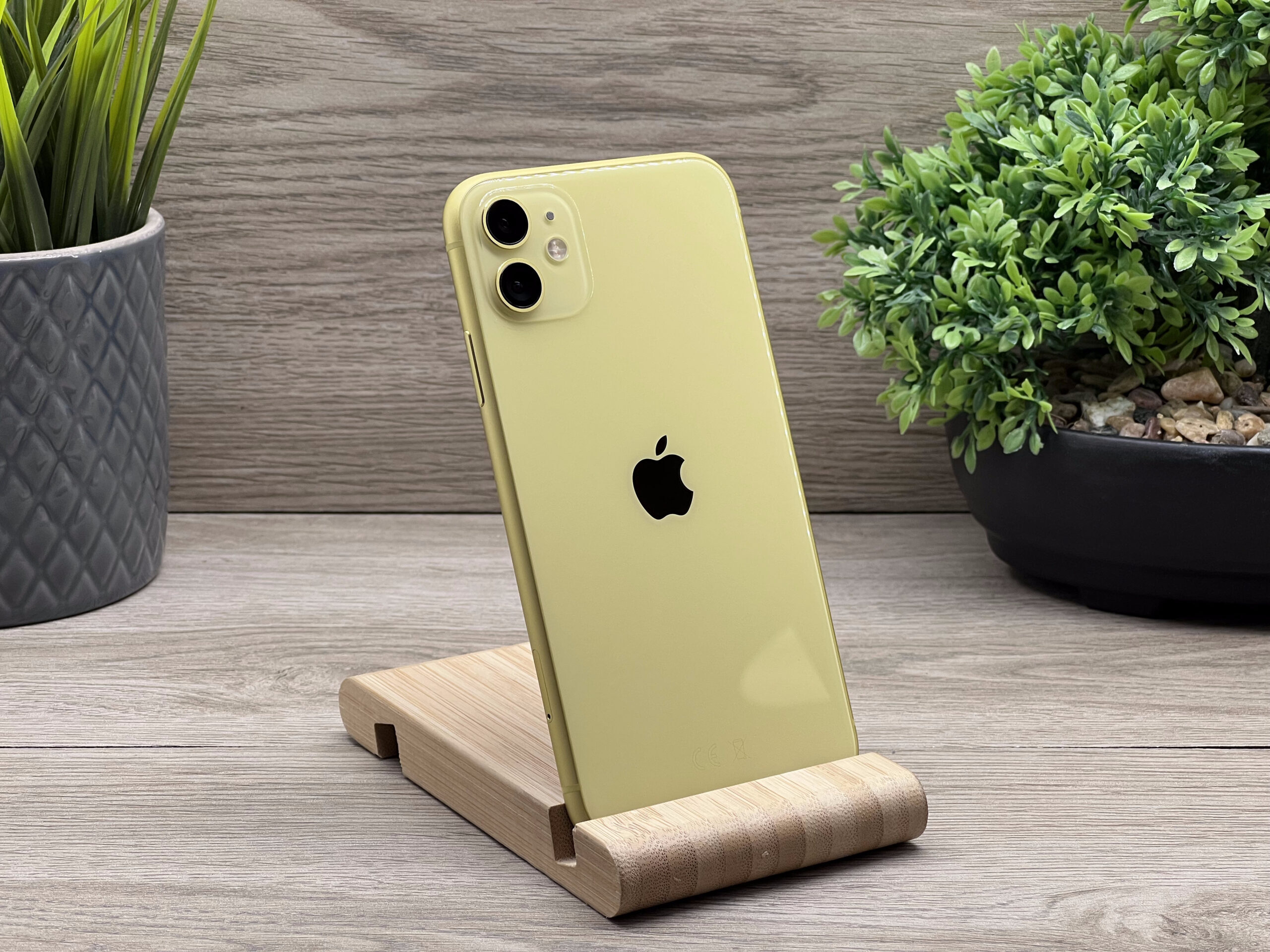 iPhone 11 Yellow 64GB 2 ÉV Garanciával 94%