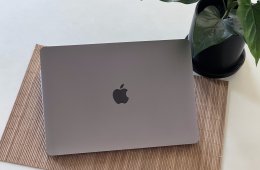Hibátlan MacBook Pro 2020 M1 13” 256GB 8GB 2 ÉV Garanciával 93%