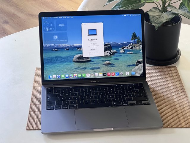 Hibátlan MacBook Pro 2020 M1 13” 256GB 8GB 2 ÉV Garanciával 93%