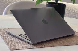Hibátlan MacBook Pro 2020 M1 13” 256GB 8GB 2 ÉV Garanciával 93%