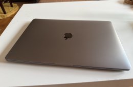 Macbook pro, thouch bar, 16gb ram, 512 gb ssd