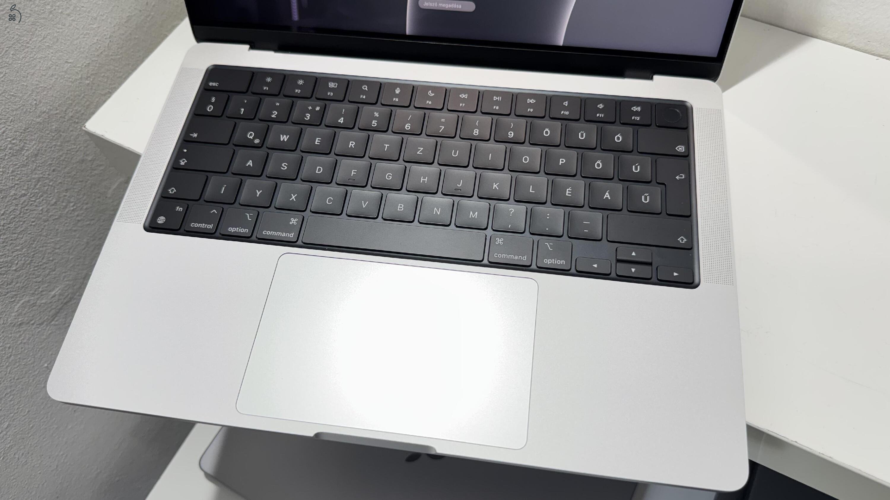 Macbook Pro 14