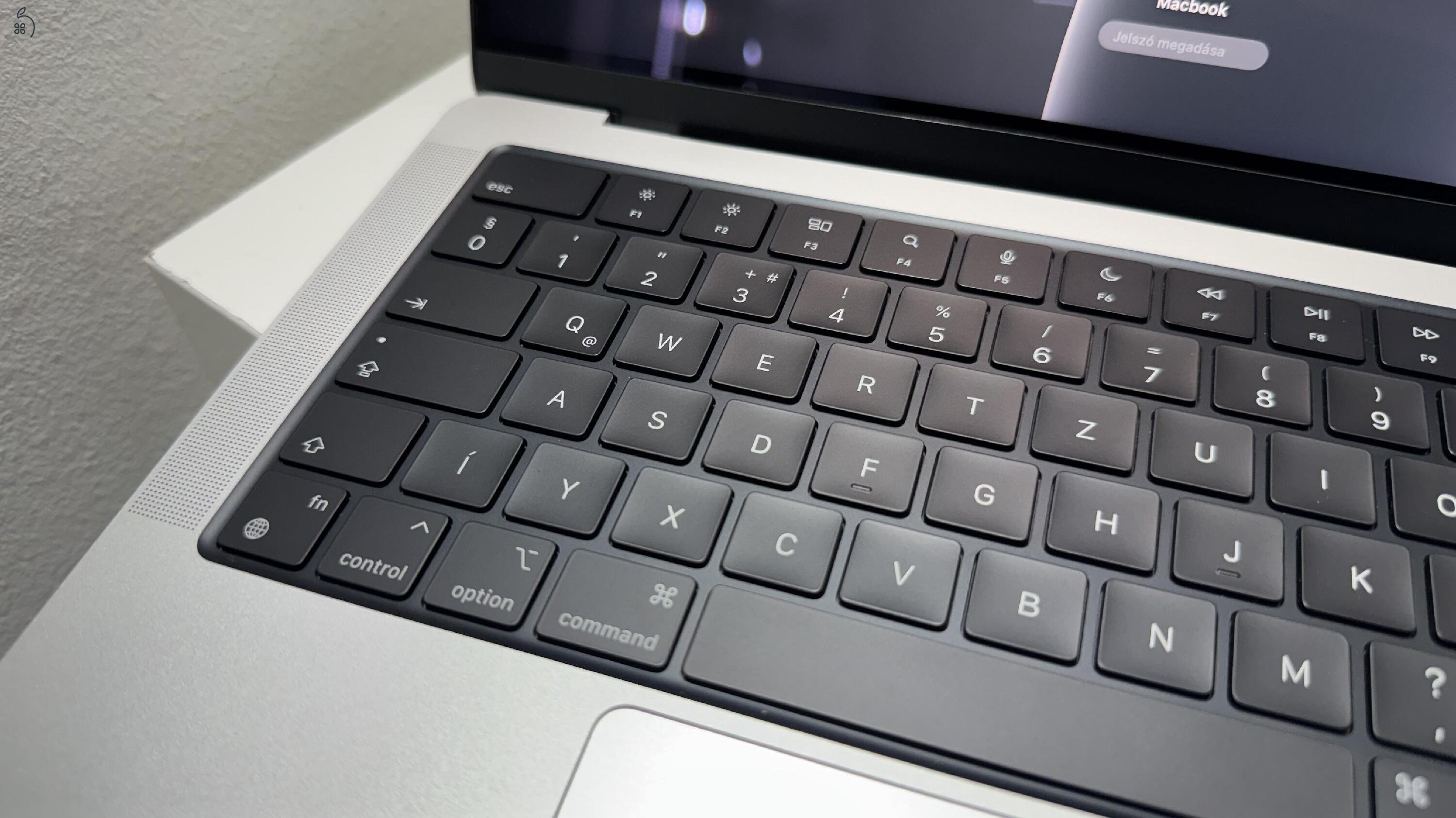Macbook Pro 14