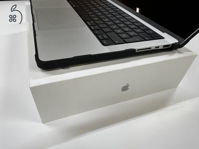 MacBook Pro 14