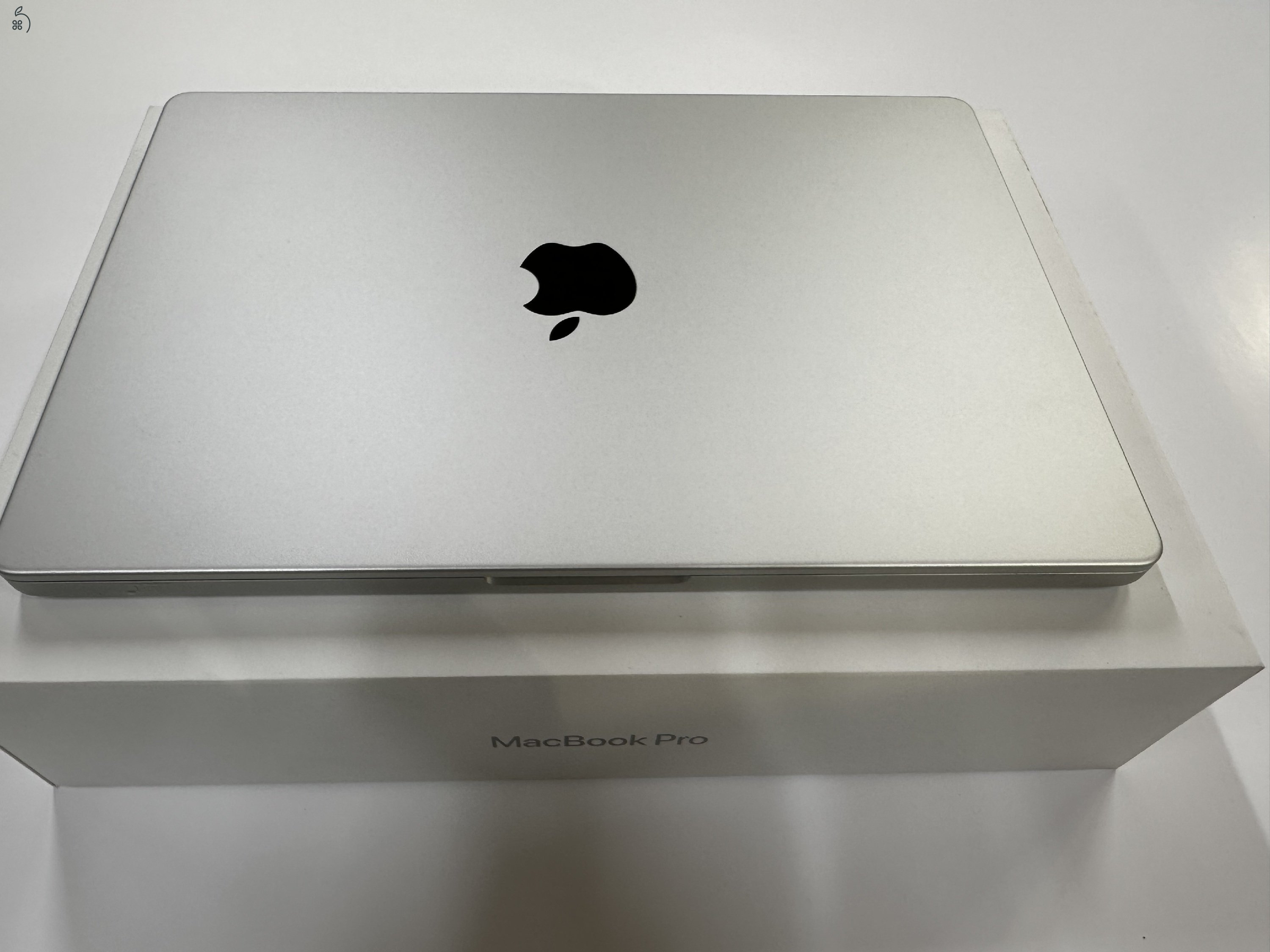 MacBook Pro 14