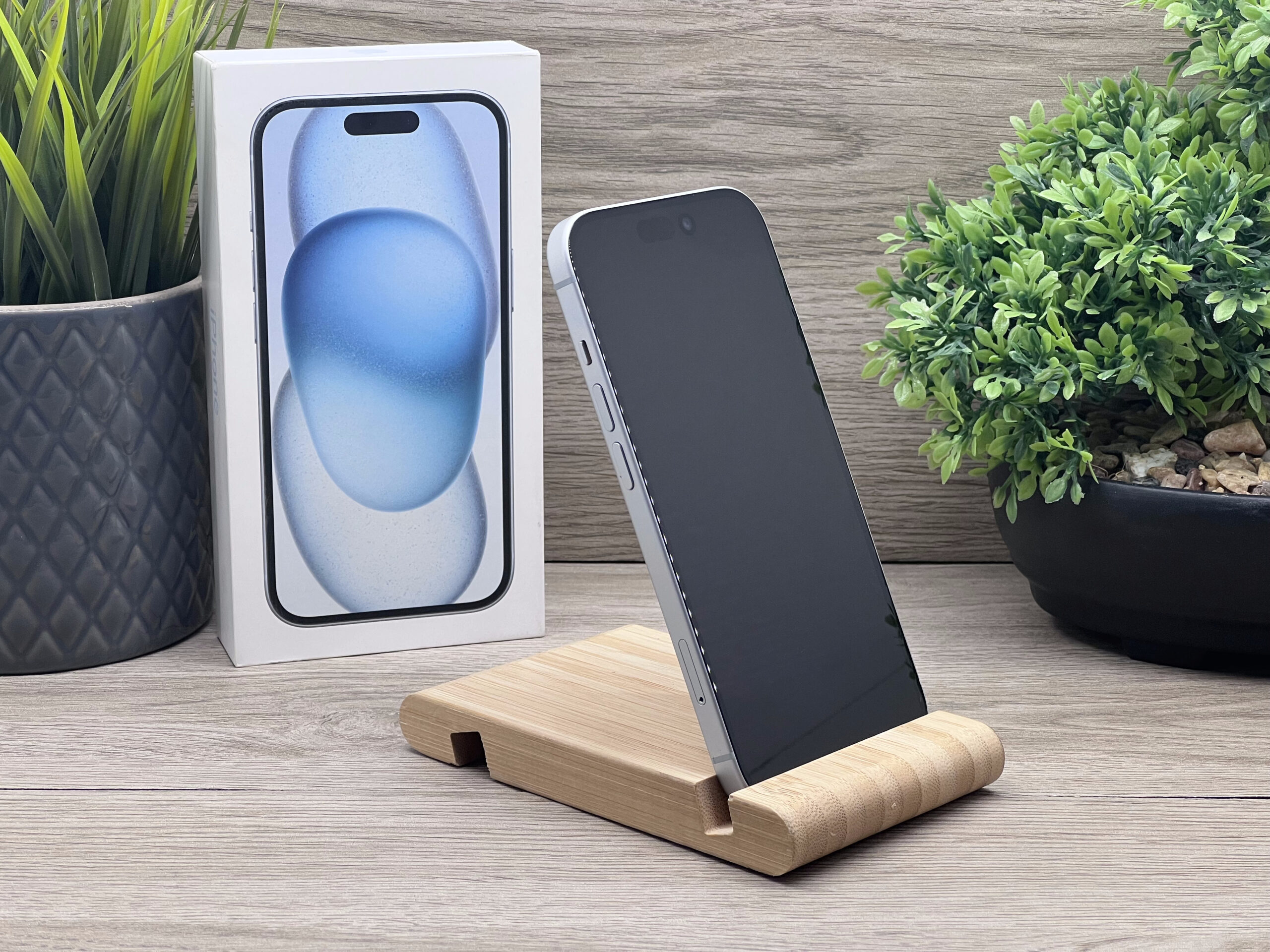 Hibátlan iPhone 15 Blue  256GB 2 ÉV Garanciával 100%