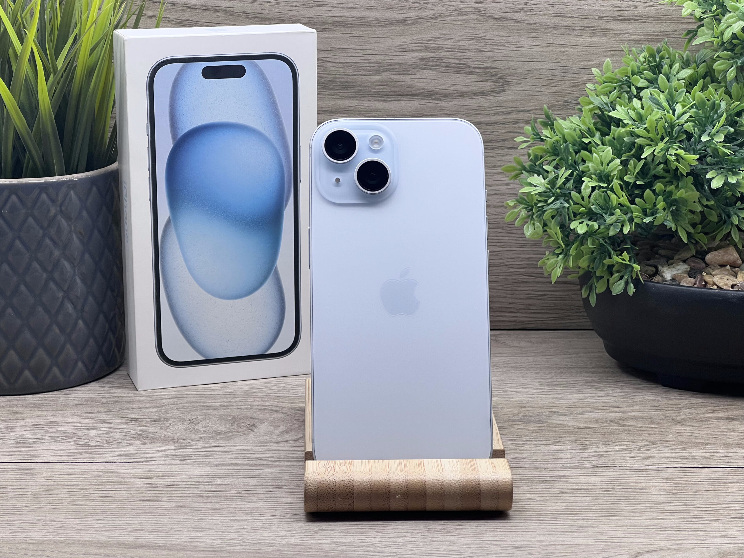 Hibátlan iPhone 15 Blue  256GB 2 ÉV Garanciával 100%