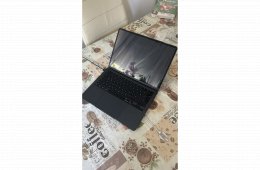 MacBook Air M2 13