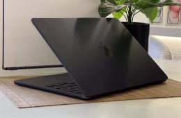 Hibátlan MacBook Air 2025 M4 13” 256GB 16GB 2 ÉV Garanciával 100%