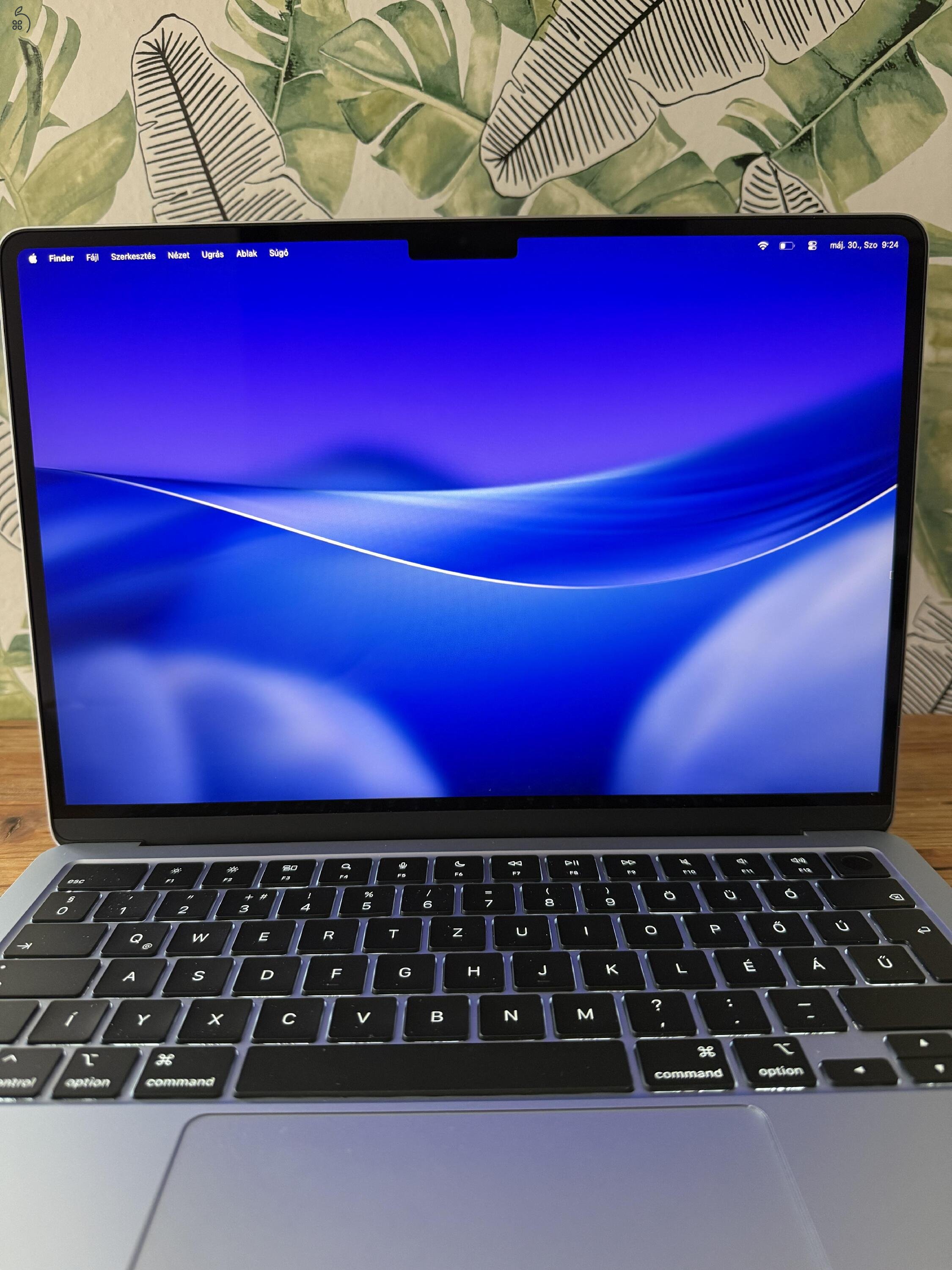 MacBook Air M4 Sky Blue – 16 GB RAM / 512 GB SSD