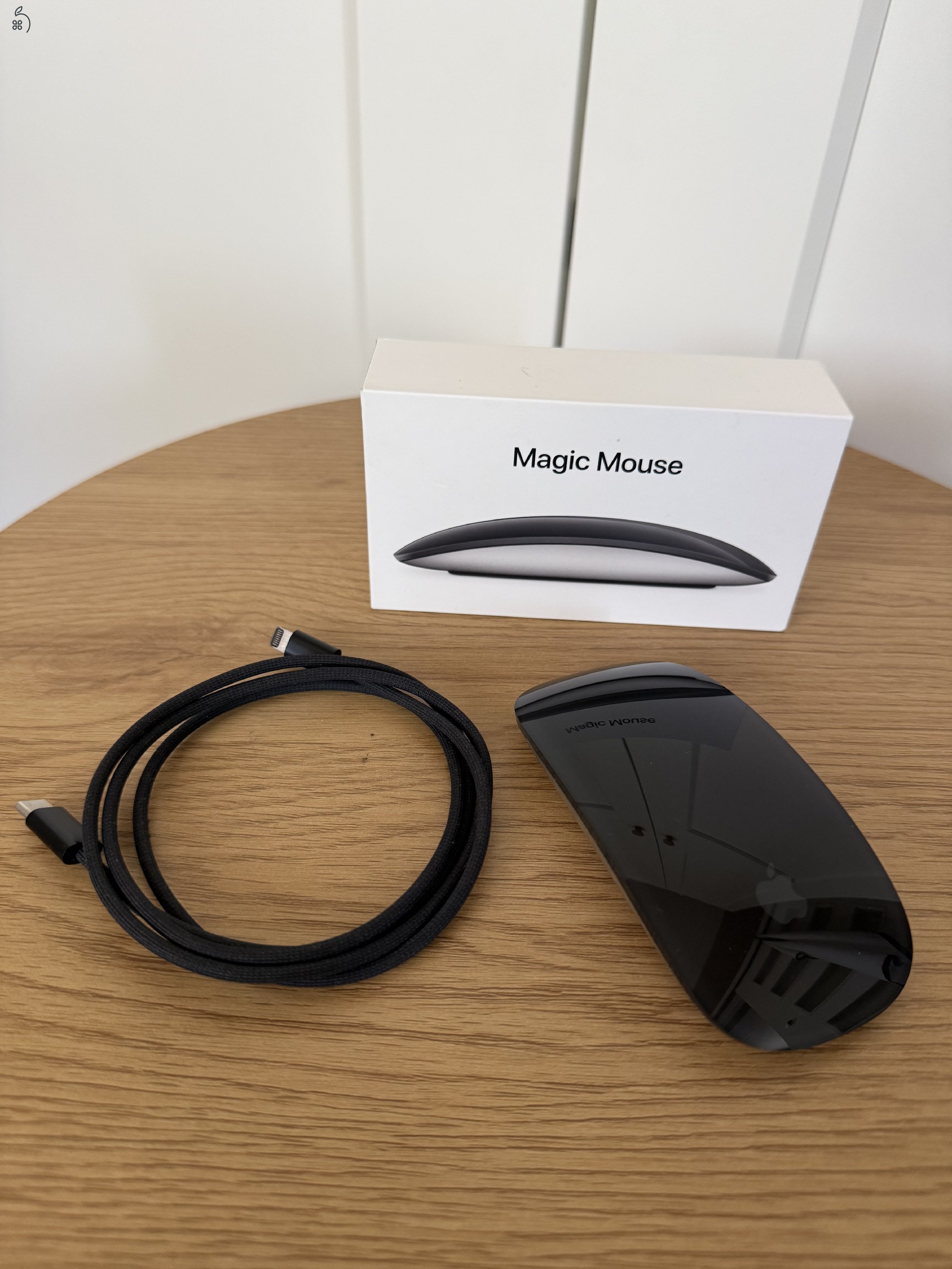 Apple Magic Mouse 2 – Space Grey  – Lightning csatlakozós