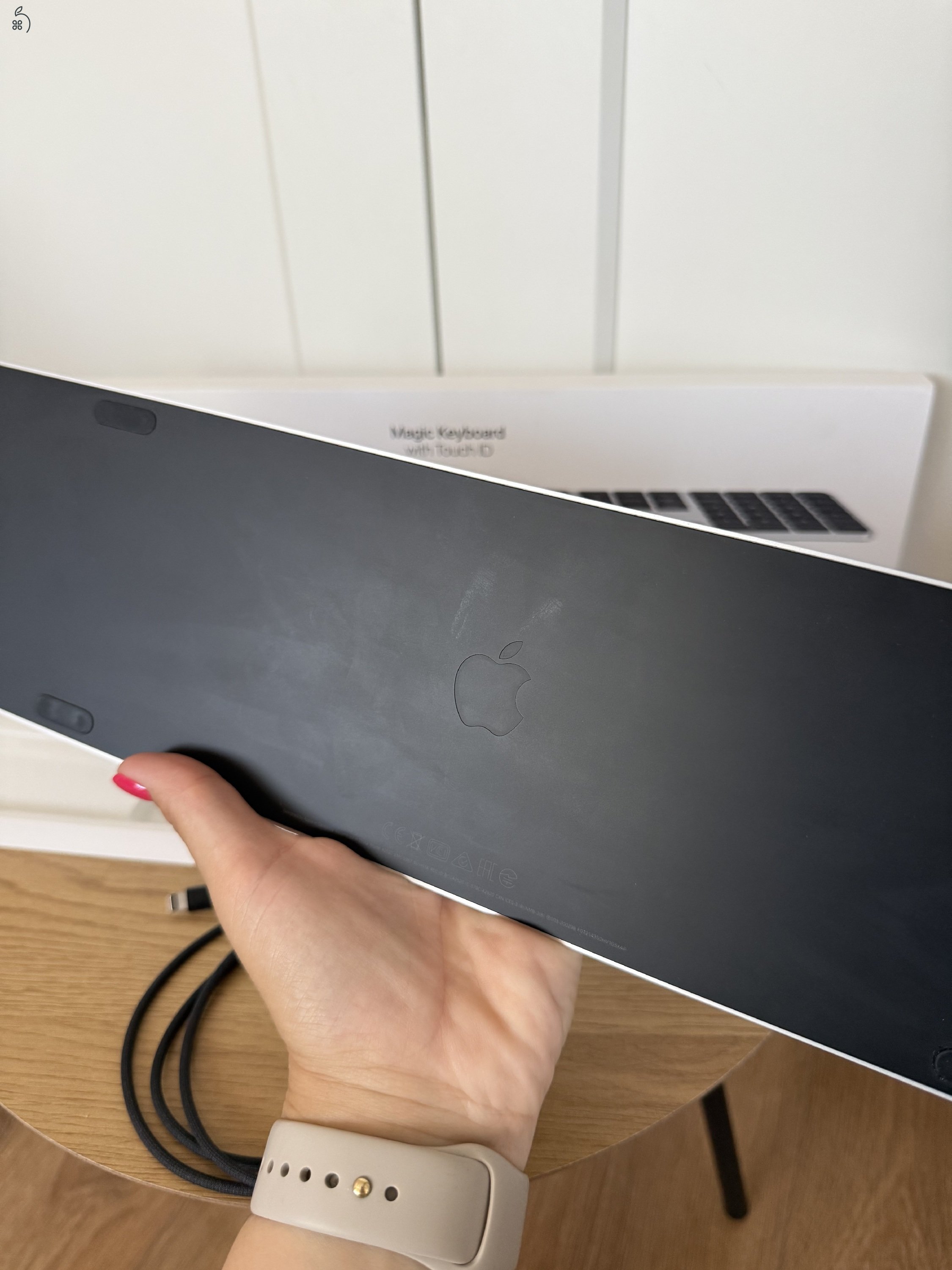 Apple Magic Keyboard 2 Touch ID – Space Grey – Lightning csatlakozós