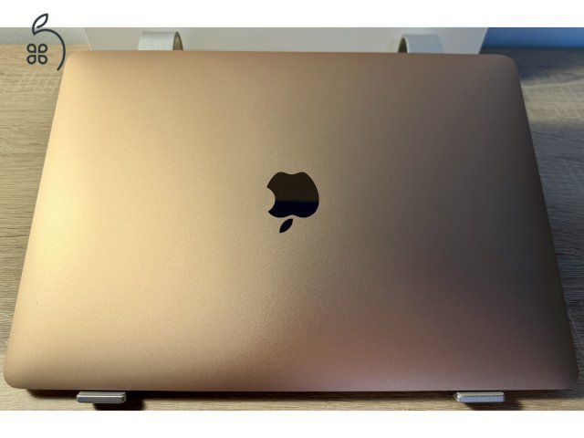 MacBook Air (Retina, 13-inch, 2018) | Gold