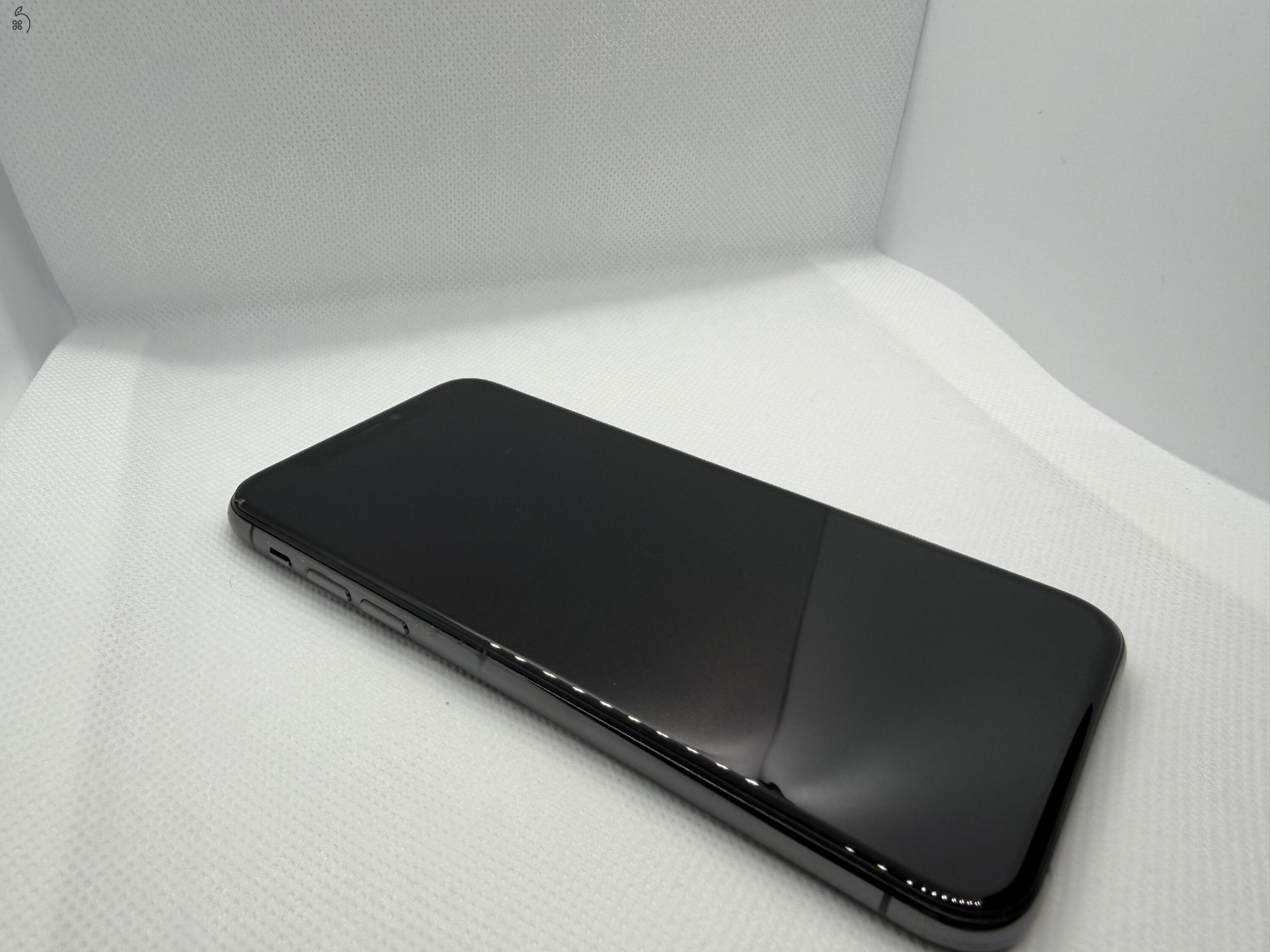 Eladó használt szolgáltató független  XS 256 GB 71% akkuval