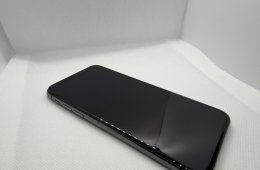 Eladó használt szolgáltató független  XS 256 GB 71% akkuval