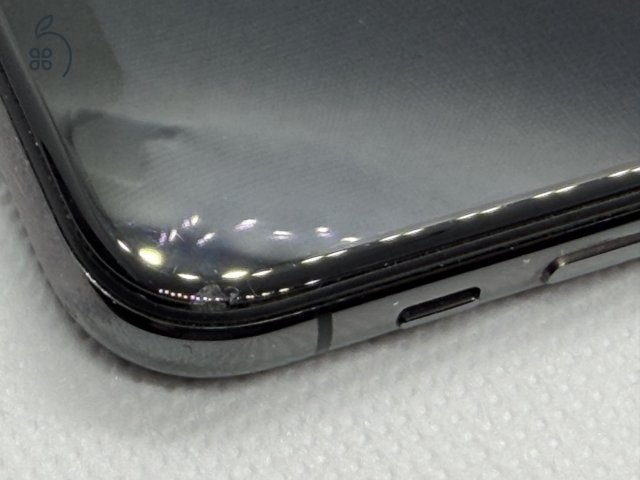 Eladó használt szolgáltató független  XS 256 GB 71% akkuval