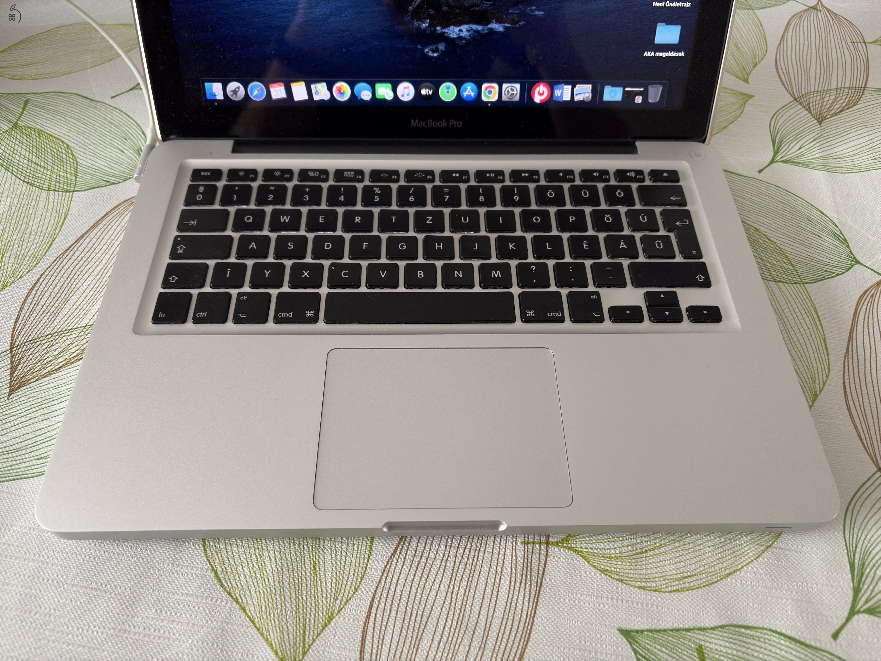 MacBook pro 2012 mid. 