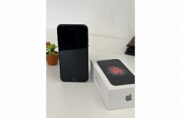 Eladó iPhone SE 2020 64 GB: felújított akkumulátor és kijelző