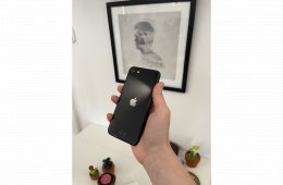 Eladó iPhone SE 2020 64 GB: felújított akkumulátor és kijelző