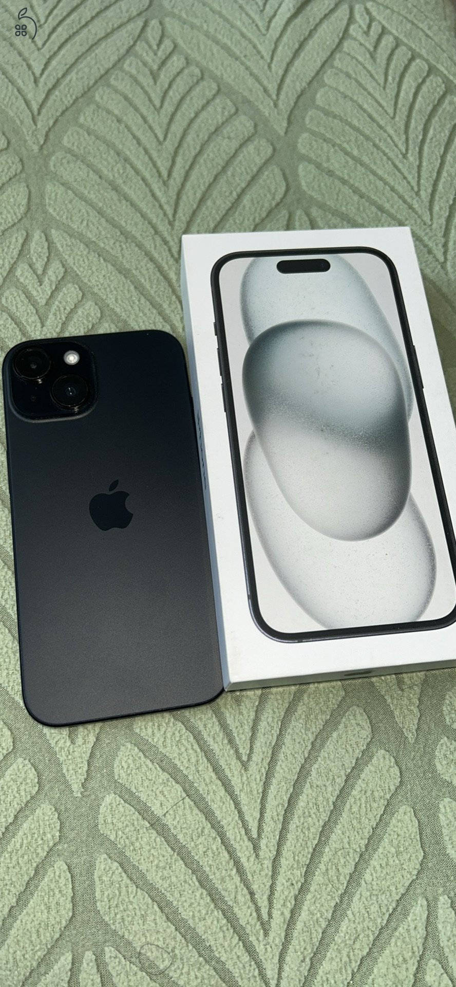 Iphone 15 128 GB fekete 89%
