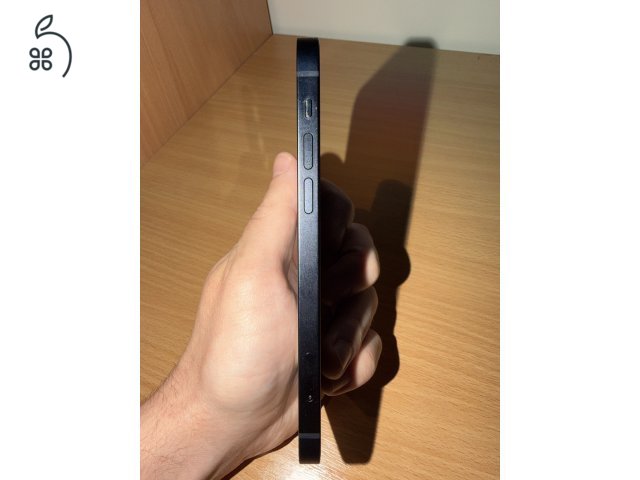 iPhone 12 64 GB 93% gyári akku