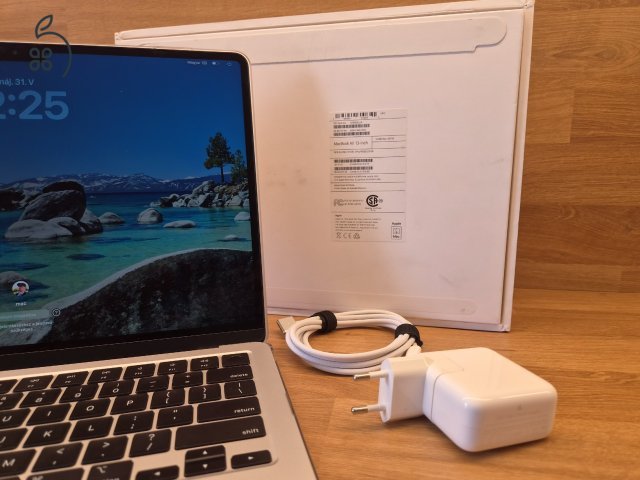 Eladó Apple MacBook Air 13