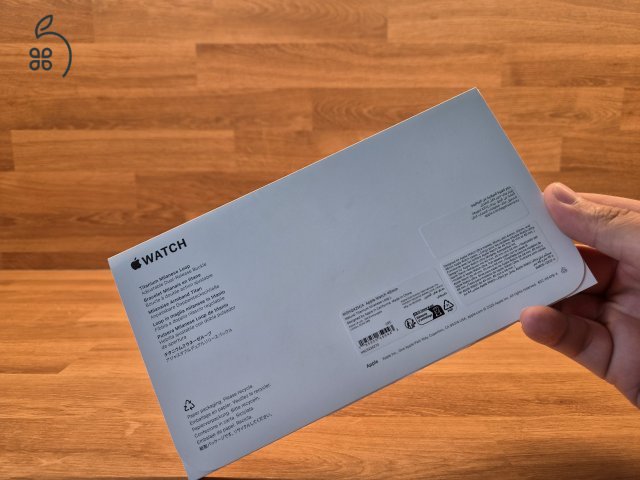 Eladó egy teljesen eredeti, prémium Apple Watch Titanium Milanese Loop szíj (Natural Titanium szí 