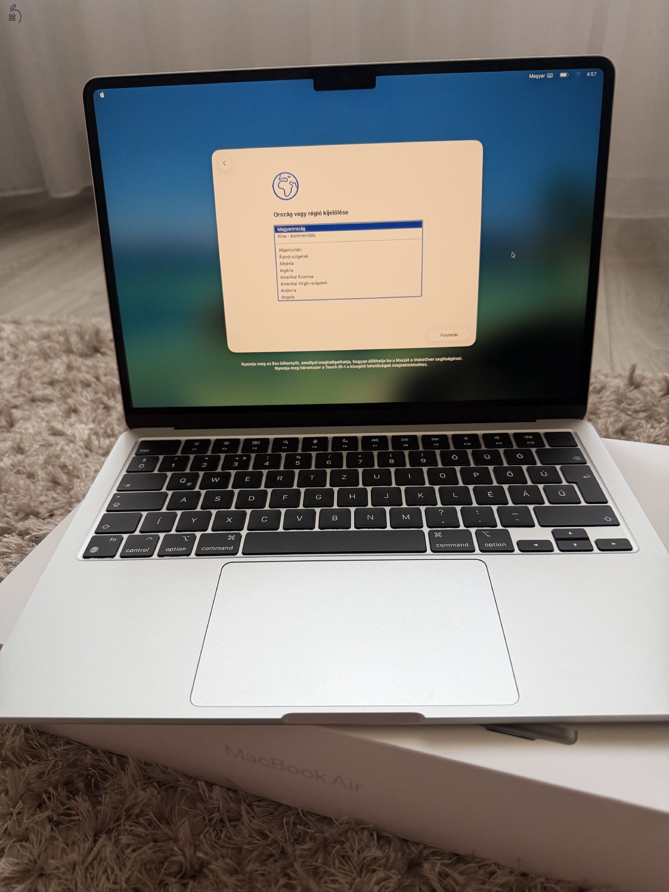 MacBook Air 13,6 M2 eladó