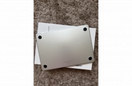 MacBook Air 13,6 M2 eladó