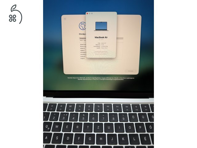 MacBook Air 13,6 M2 eladó