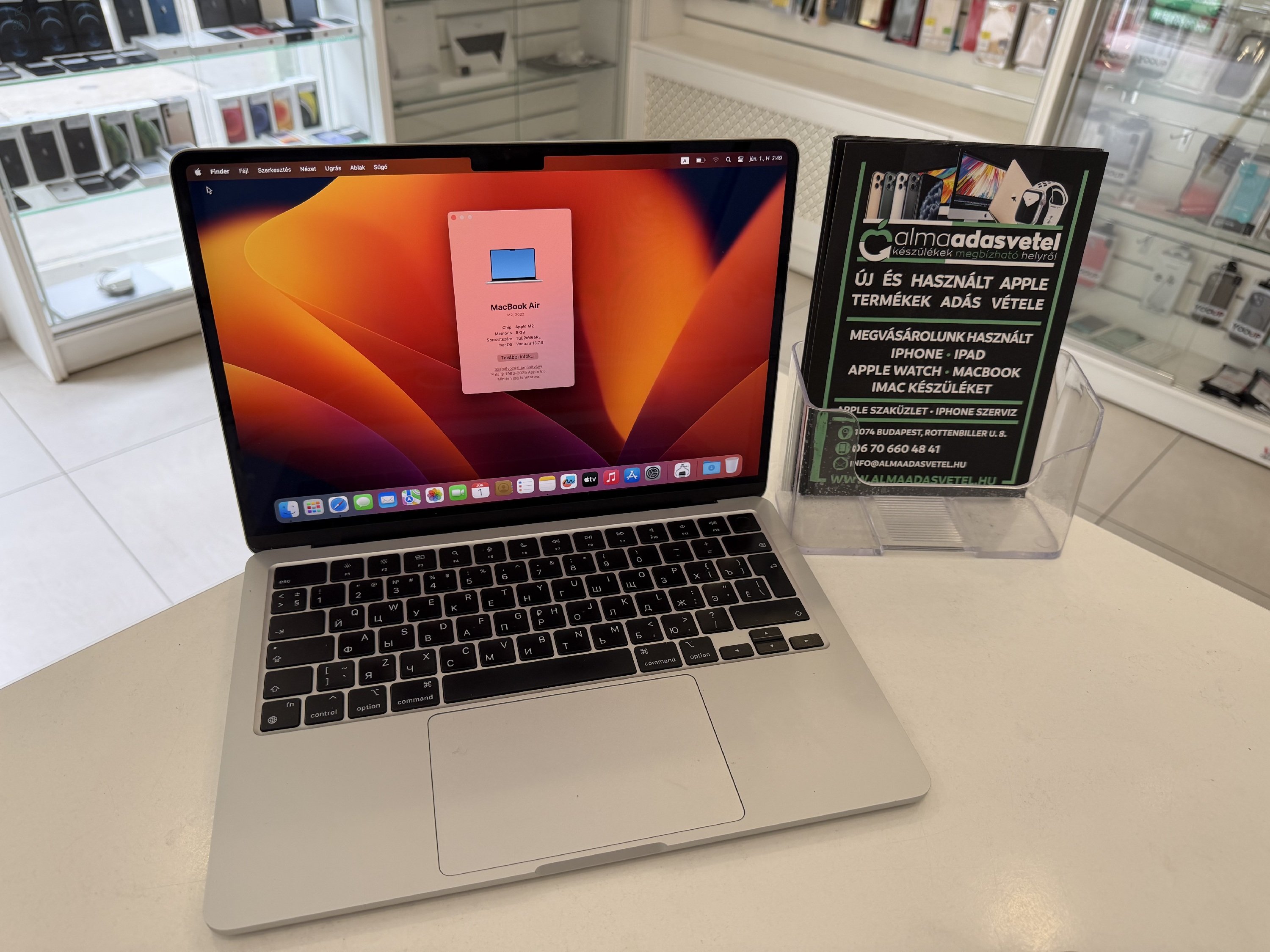 MacBook Air M2 8GB/256ssd/Megkímélt/1 hónap gar./Akku 85%/p4909