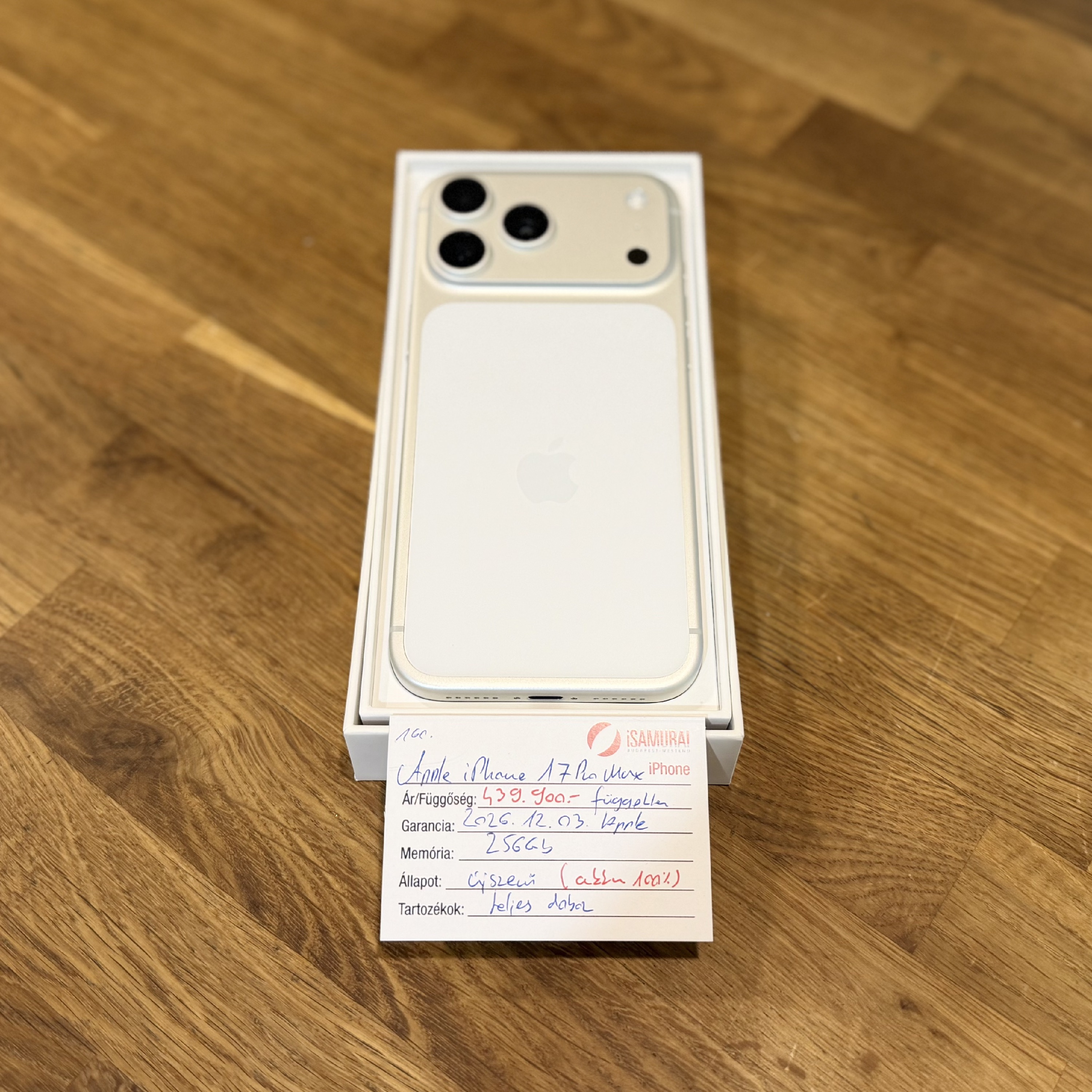 Apple iPhone 17 Pro Max - 256GB - Silver - Újszerű - Akku 100% (160.)