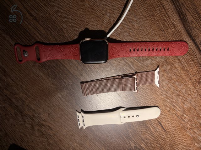 Eladó iPhone 13 + Apple watch 5 series 40mm