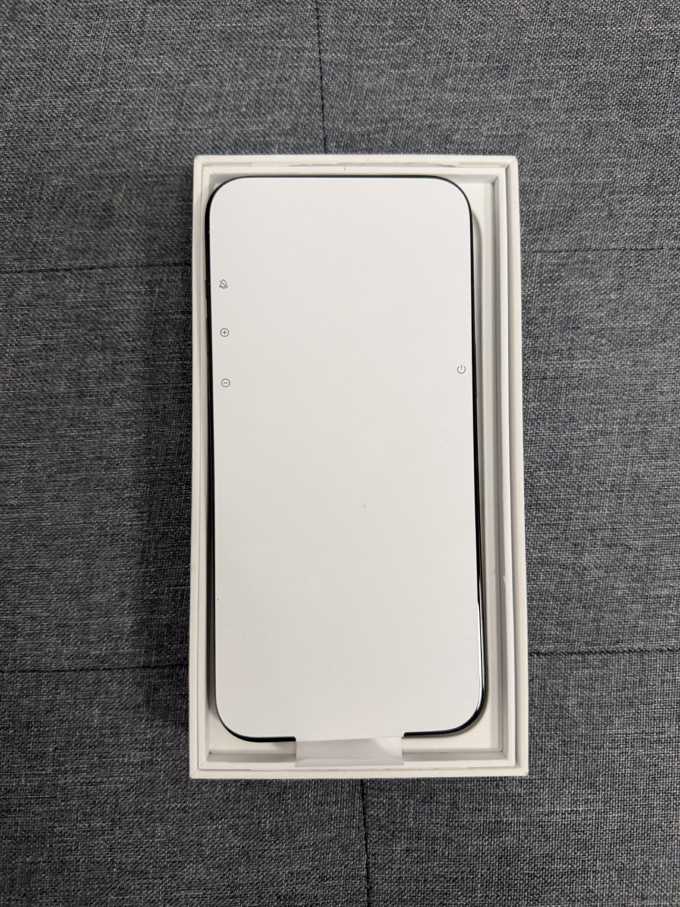Új iPhone 15 Pro Max független fekete Akksi 100%