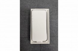 Új iPhone 15 Pro Max független fekete Akksi 100%
