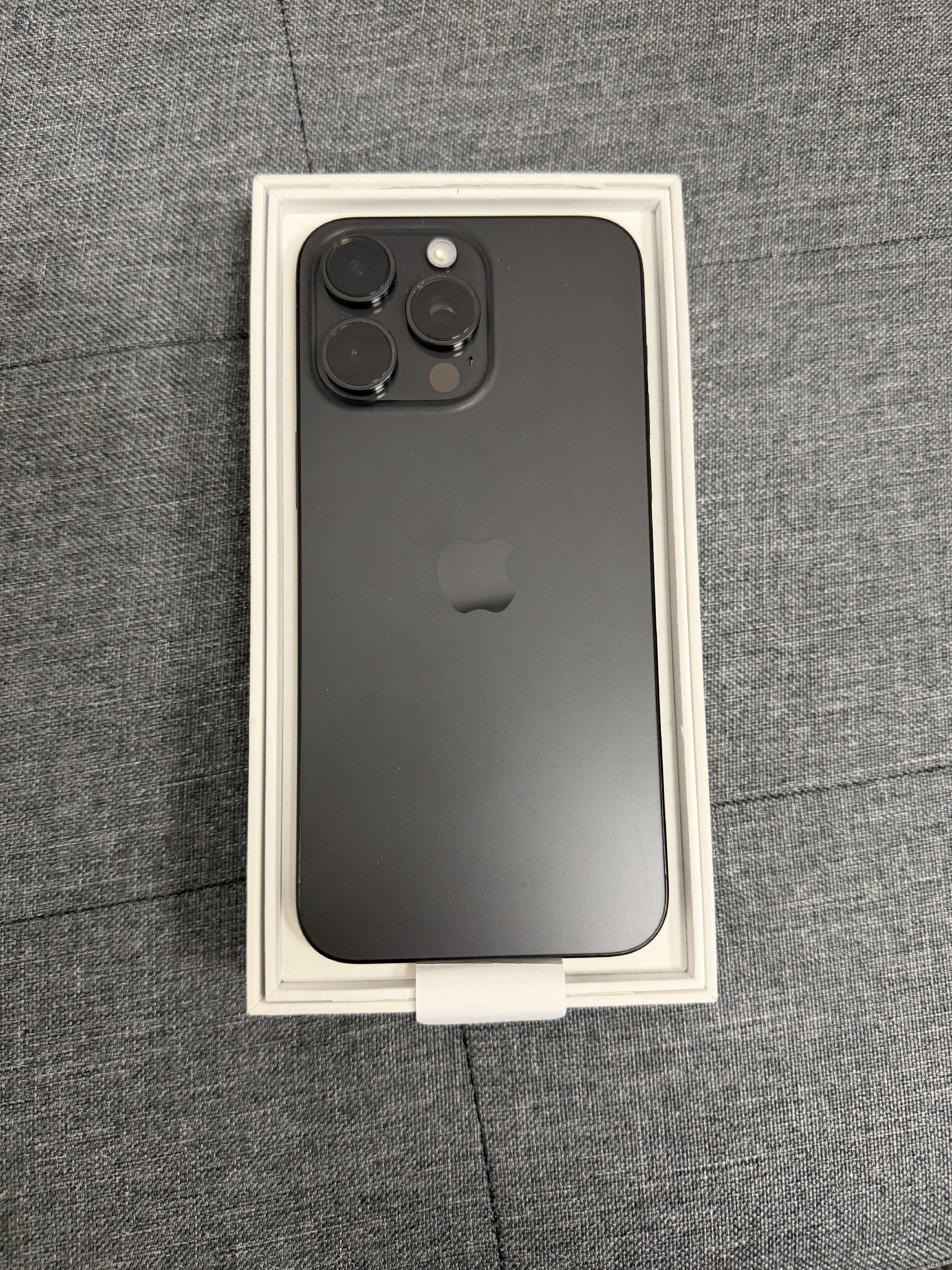 Új iPhone 15 Pro Max független fekete Akksi 100%