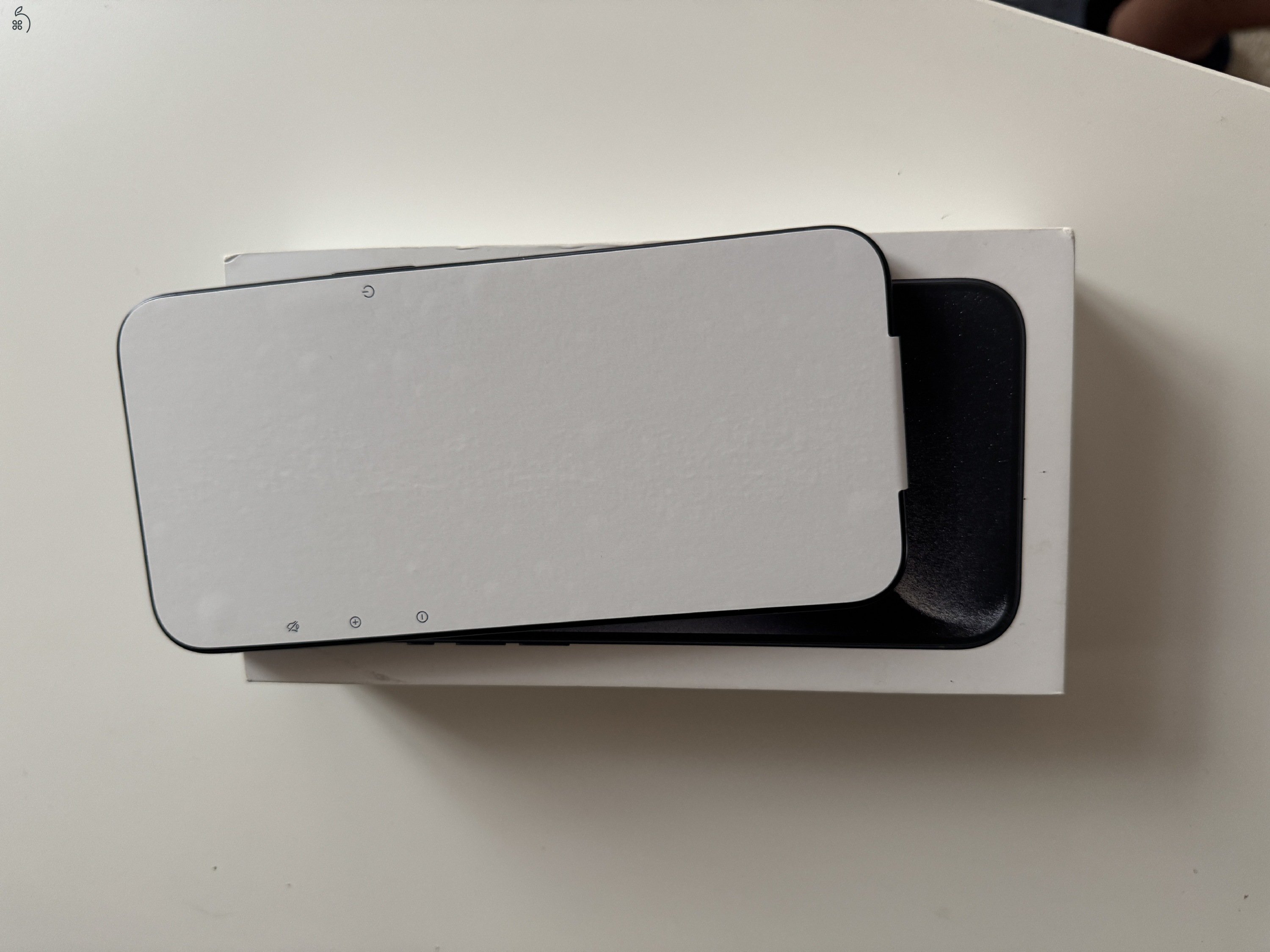 Új iPhone 15 Pro Max független kék Akksi 100%