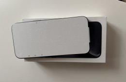 Új iPhone 15 Pro Max független kék Akksi 100%