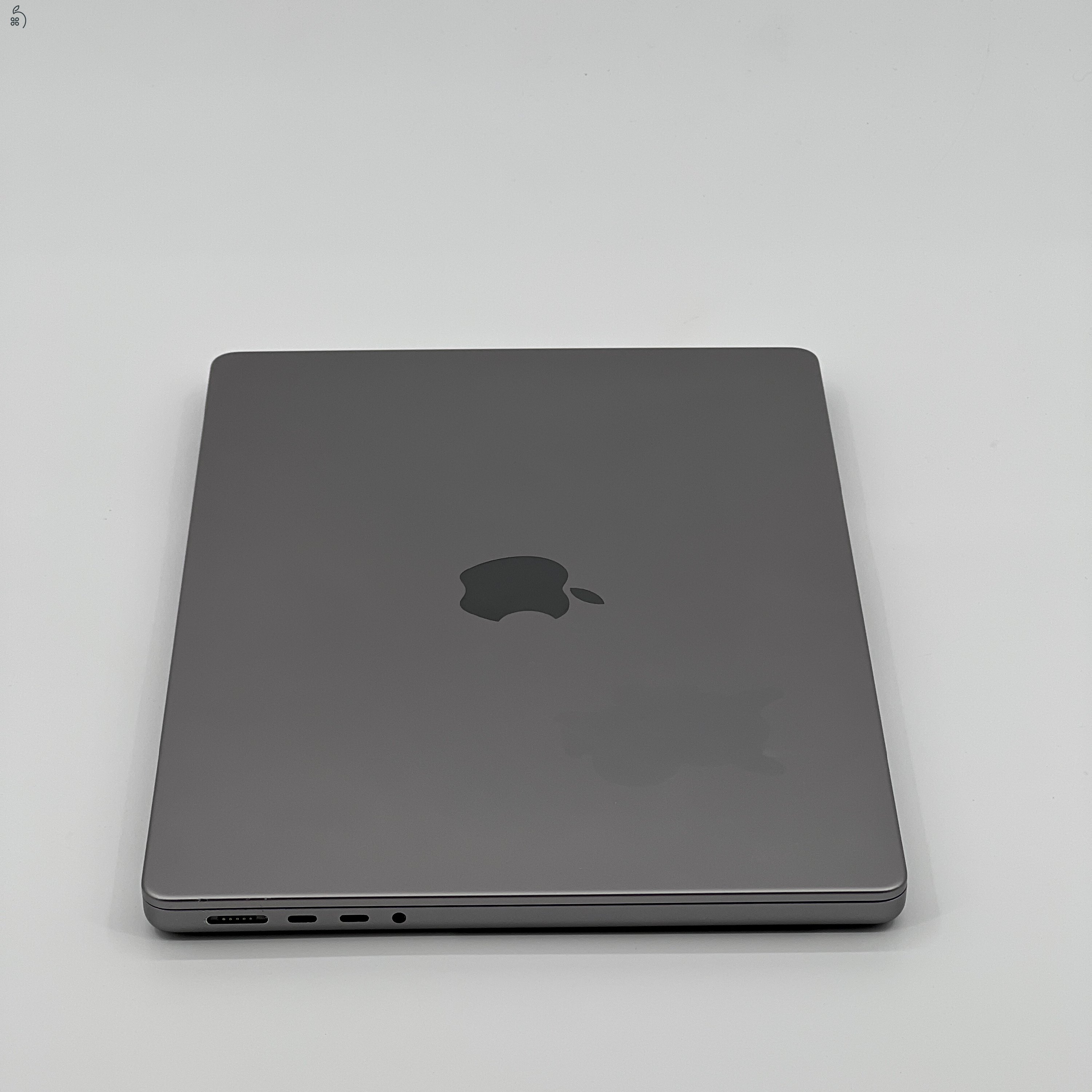 MacBook Pro 14″ 2021, M1 Pro 10 core, 32 GB RAM, 16 core GPU, 1024 GB SSD, Space Gray 27% Áfa (0497BE)