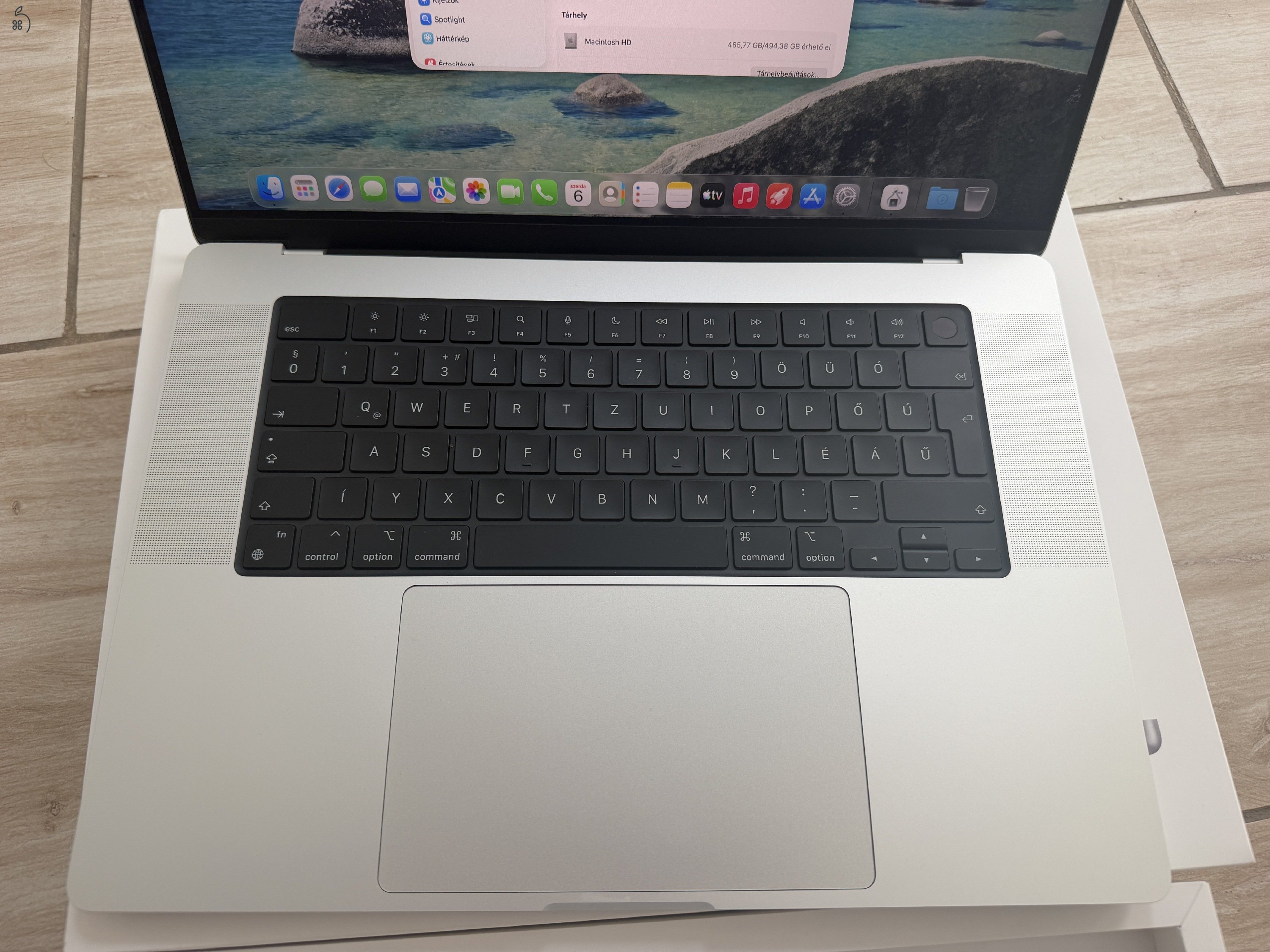 Szinte Új Macbook Pro 16