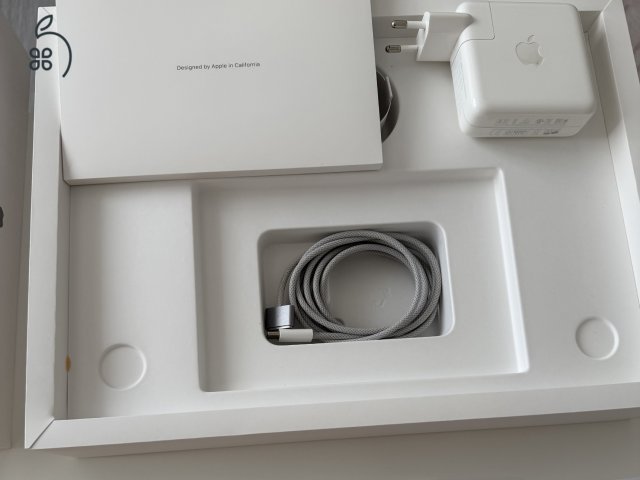 Apple MacBook Pro 14 M3 Space Gray Újszerű állapot Spanyol számlával. 2024.03.22 vásárlás